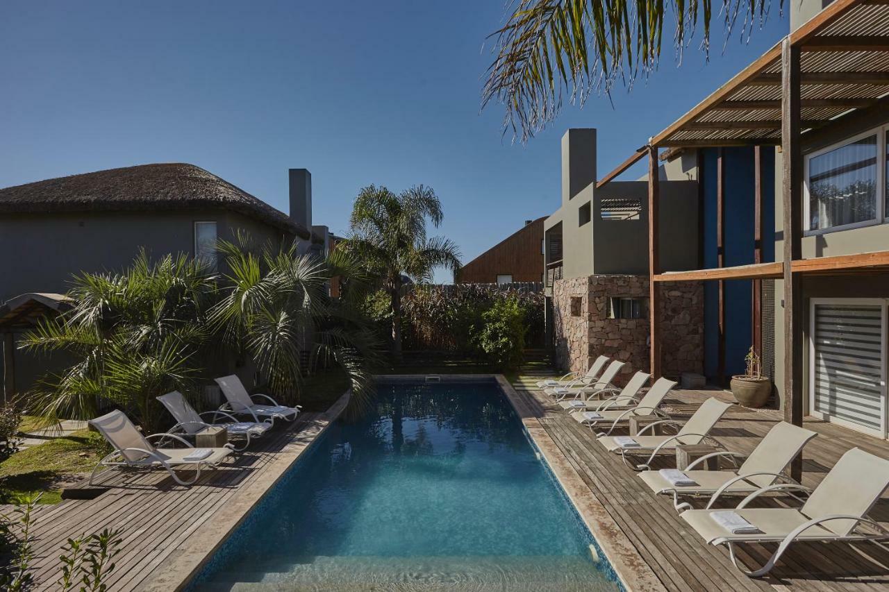 Villa Juana Bungalows & Suites Punta Del Diablo Exterior foto